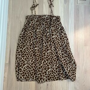 Rylee + Cru animal print dress NWT. Giraffe spots